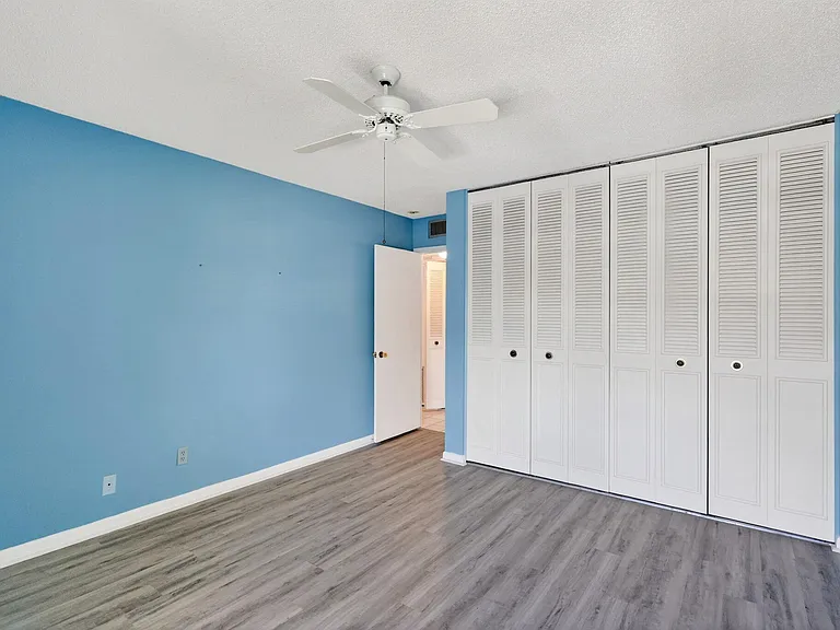 1800 SE Saint Lucie Blvd #11-203 — Photo 27