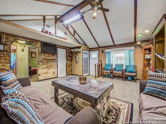 4th image of 2723 Observation Dr