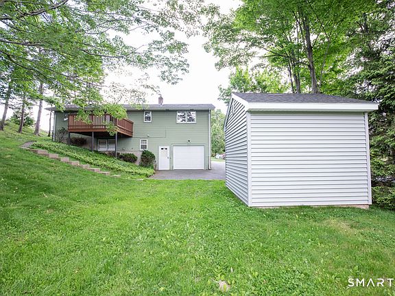 4th image of 64 Somer Drive