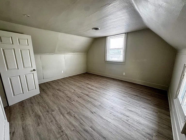 1001 Edgar St #B — Photo 9