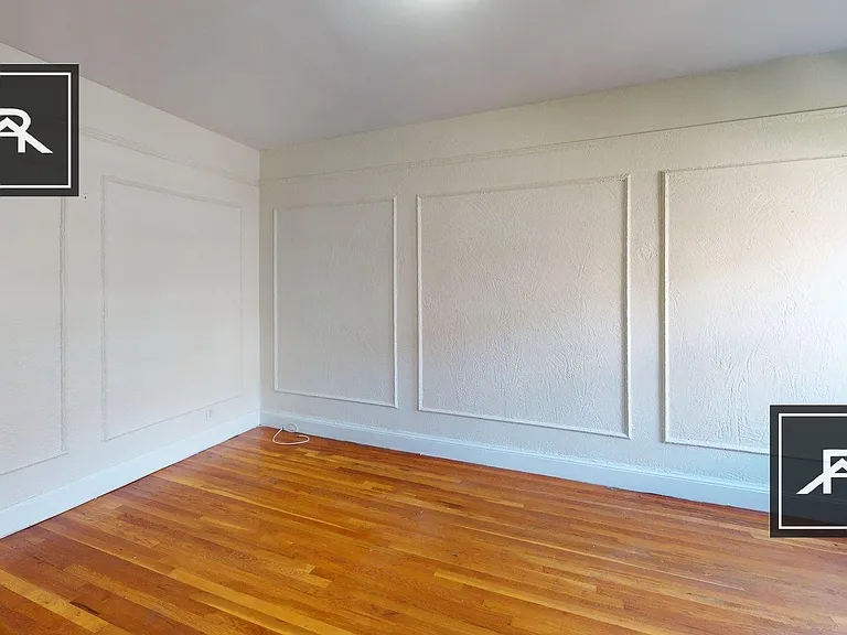 68 Chiswick Rd #17 — Photo 10