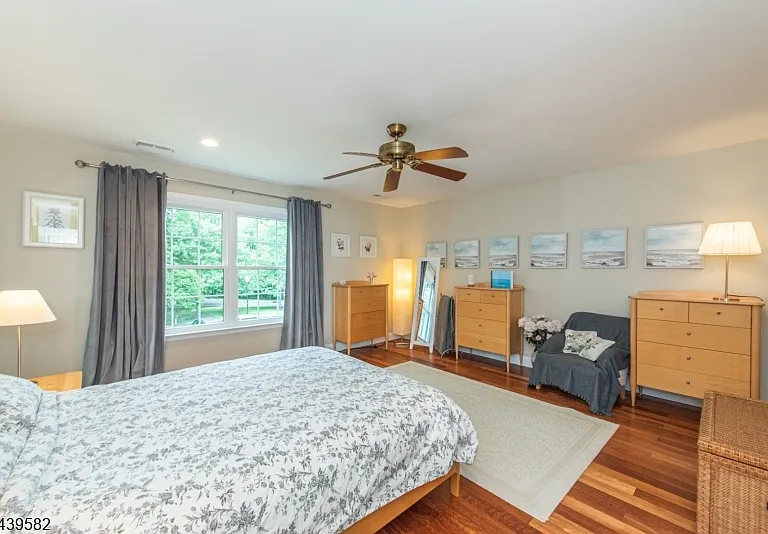 31 Cooper Ln — Photo 17