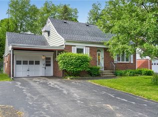 104 Church Pkwy, North Syracuse, NY 13212