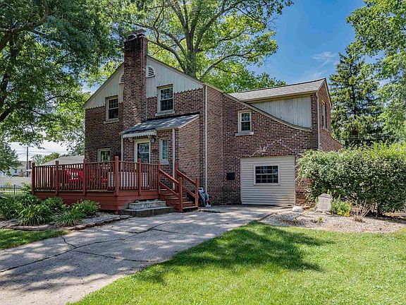 3rd image of 1738 Cherry St