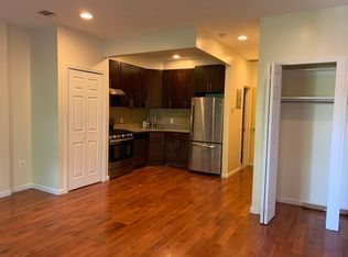 127 6th Ave #4R, Brooklyn, NY 11217
