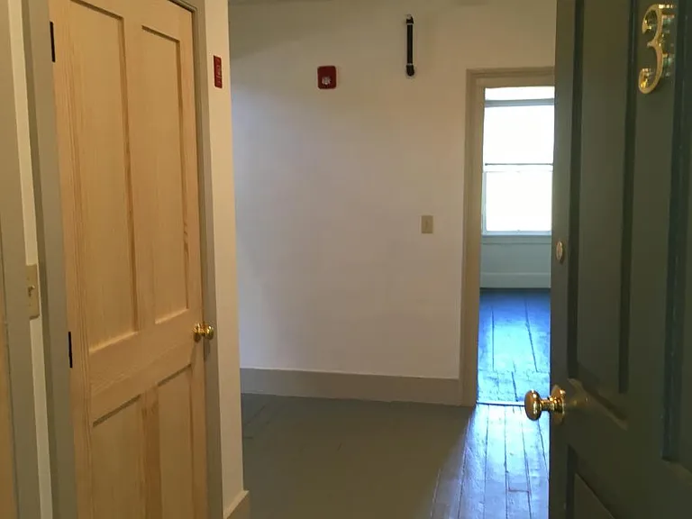 495 Colchester Ave #3 — Photo 4