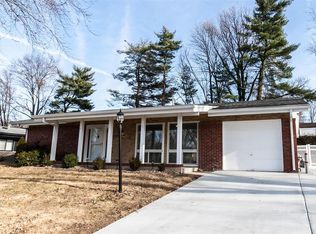1566 Tryon Dr, Saint Louis, MO 63146