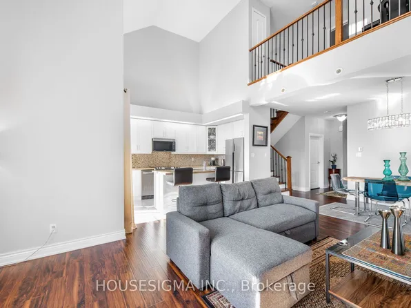 18 Lovegrove Ln, Ajax, ON L1S 0E7