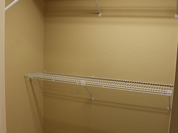 Guest Bedroom 1 Closet 