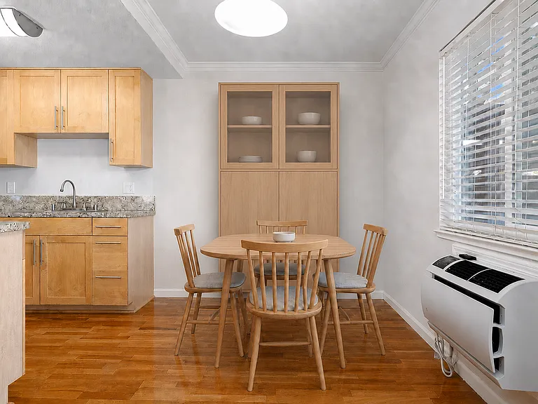 Dining Area - Virtually Staged