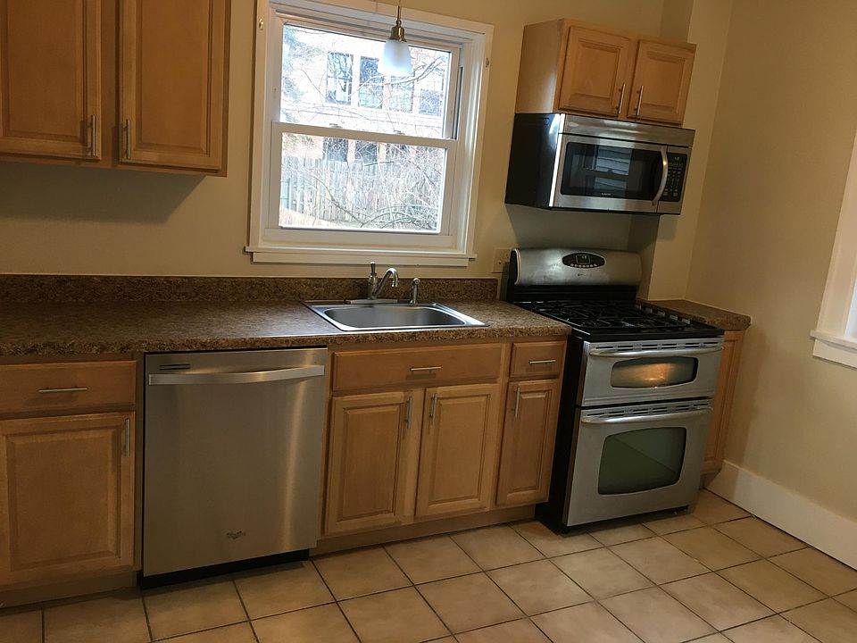 1st image of 22 Hoover Rd