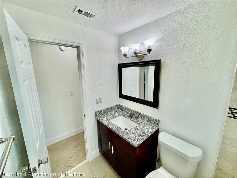 1409 Palm Way — Photo 30
