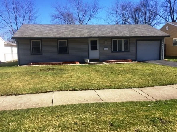 17 S Cedar Ln, Glenwood, IL 60425