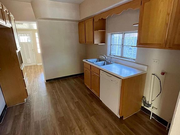 4th image of 4017 Bliss Ave