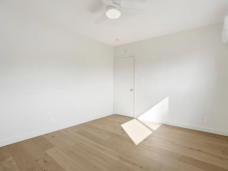 4475 Hamilton St. — Photo 4