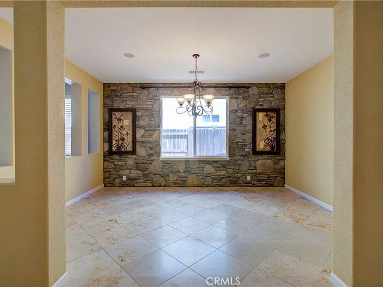 1286 Avignon Dr — Photo 7