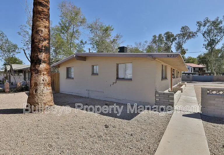 621 S California St #A — Photo 2