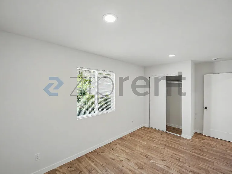 1412 1/2 N Hazard Ave — Photo 6