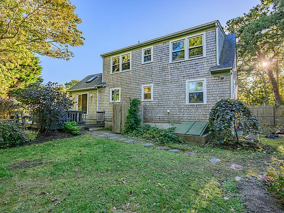 4th image of 33 Holmes Road