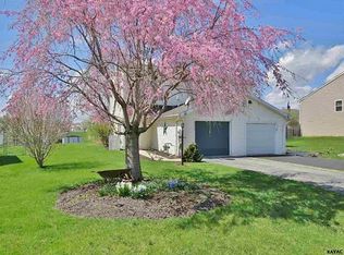 2970 Oakland Rd, Dover, PA 17315