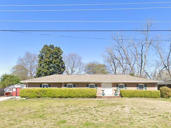 307 Tanglewood Ct