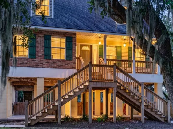 298 Sarah Victoria Dr, Belle Chasse, LA 70037