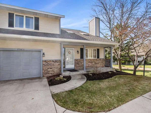 17541 Parkwood, Spring Lake, MI 49456