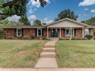 920 Wilmington Dr, Saint Charles, MO
