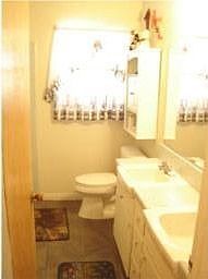 2nd image of 2565 N Conejo Dr