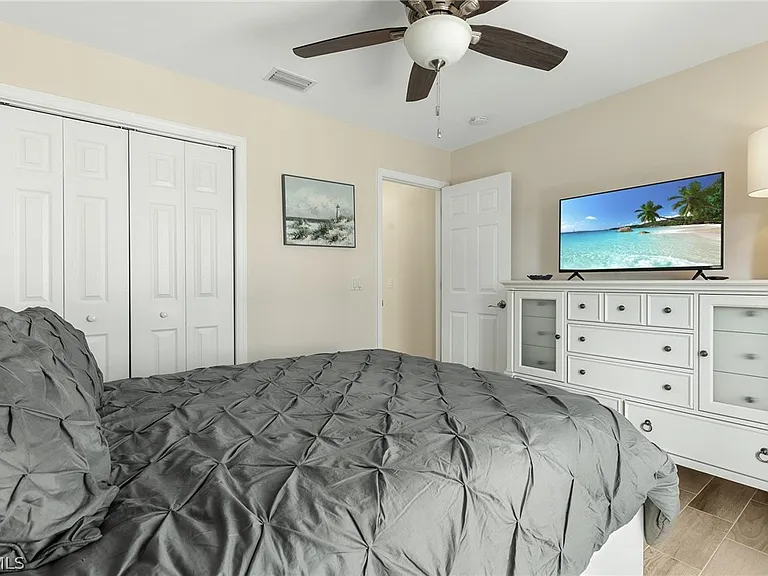 2013 SW 31st Ter — Photo 25