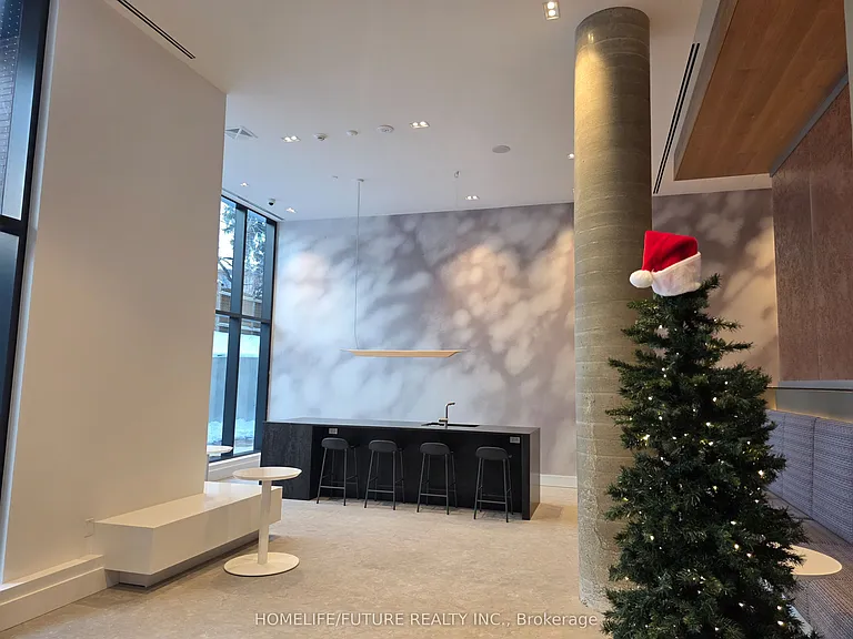 1720 Bayview Ave #430 — Photo 21