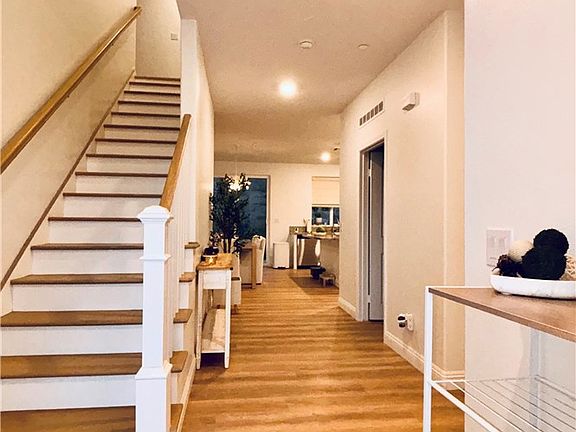 4th image of 27344 Rolling Ridge St