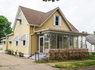 512 Catherine St, Pekin, IL 61554