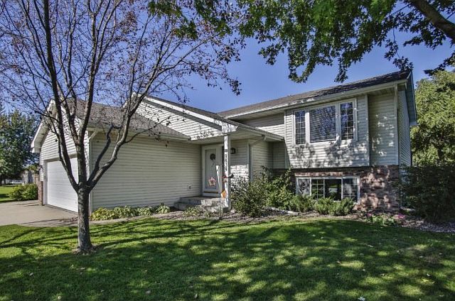 1st image of 9834 Wynstone Dr