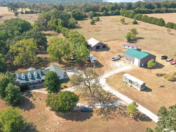 25323 Farm Road 1242, Golden, MO 65658