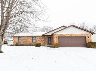 719 Dere Bere Dr, Mascoutah, IL