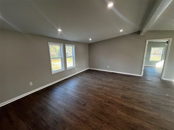 3rd image of 653 Whisper Ridge Loop