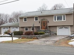 17 Stoney Brook Rd, Methuen, MA 01844