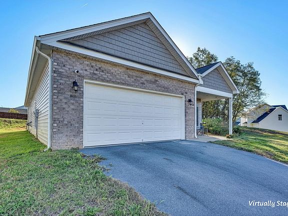 4th image of 2029 Heys Ln