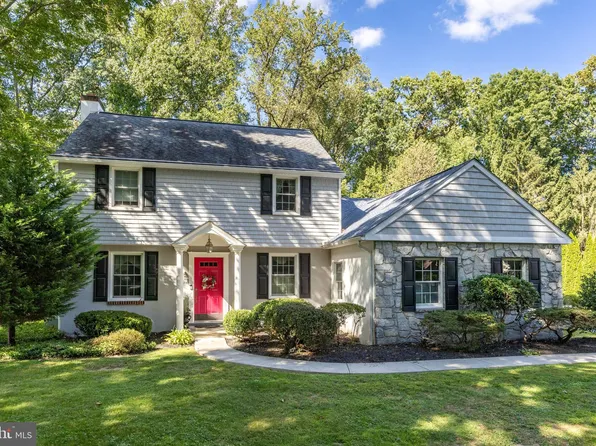2703 E Kings Hwy, Coatesville, PA 19320