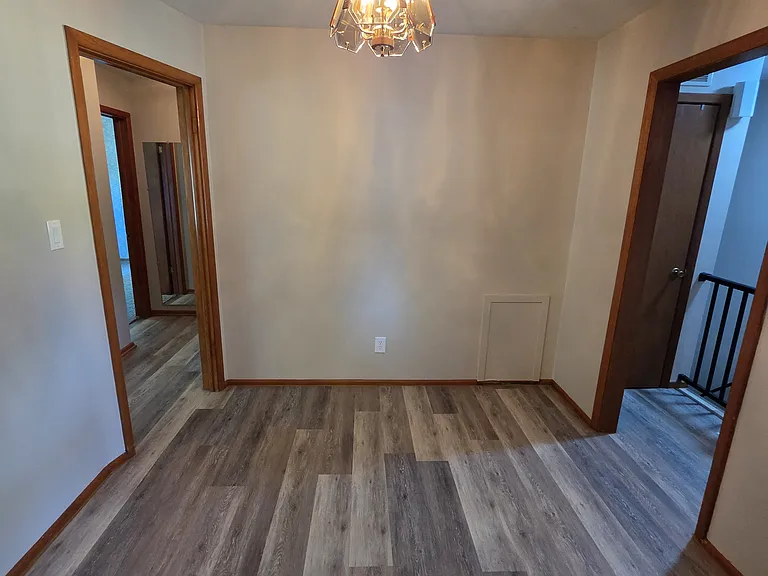 239 S Wire Ave — Photo 9