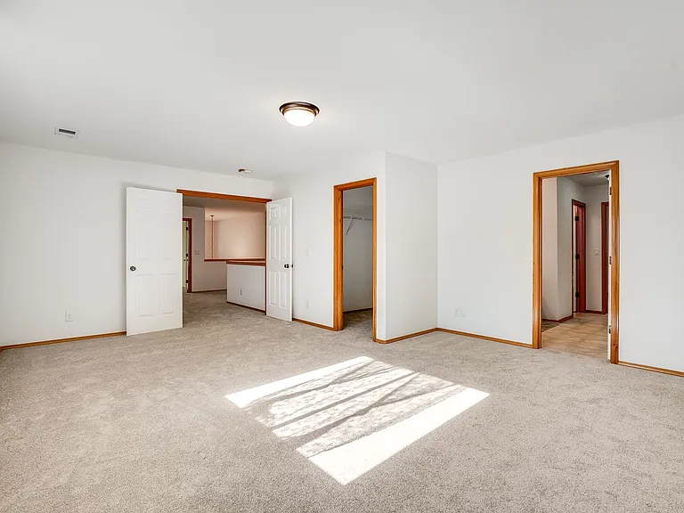 12590 NW Naomi Ln — Photo 16
