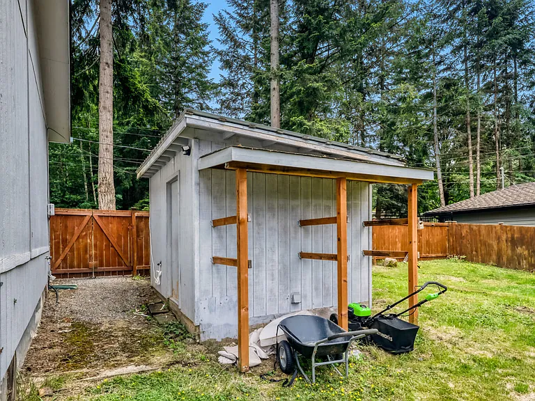 23332 E Echo Lake Rd — Photo 21