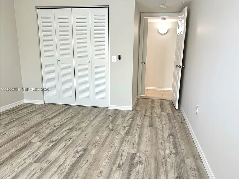 1020 Villa Ln #1020 — Photo 12