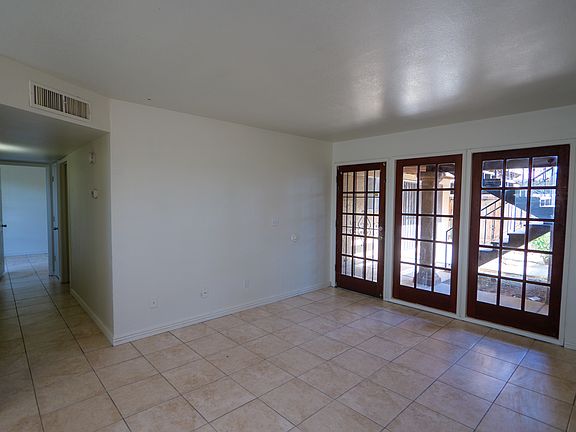 2nd image of 603 E Jacinto St
