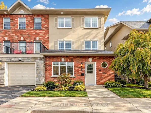 57 Ferndale Dr S #9, Barrie, ON L4N 5W9