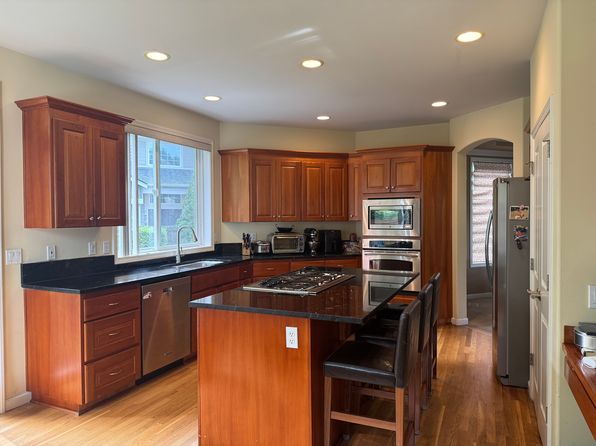12721 NE 81st Pl, Kirkland, WA 98033