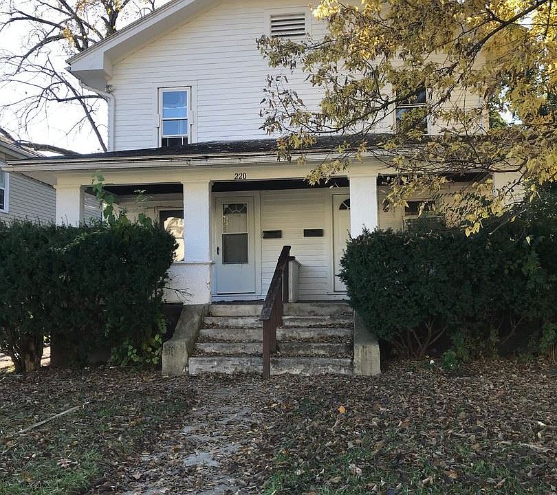 1st image of 222 W Parkwood Dr