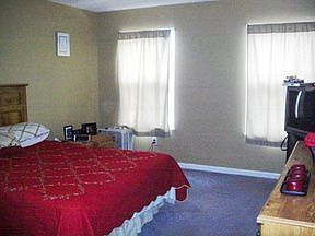 5th image of 2740 Greystone Dr