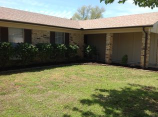 4628 Cripple Creek Rd, Haltom City, TX 76137